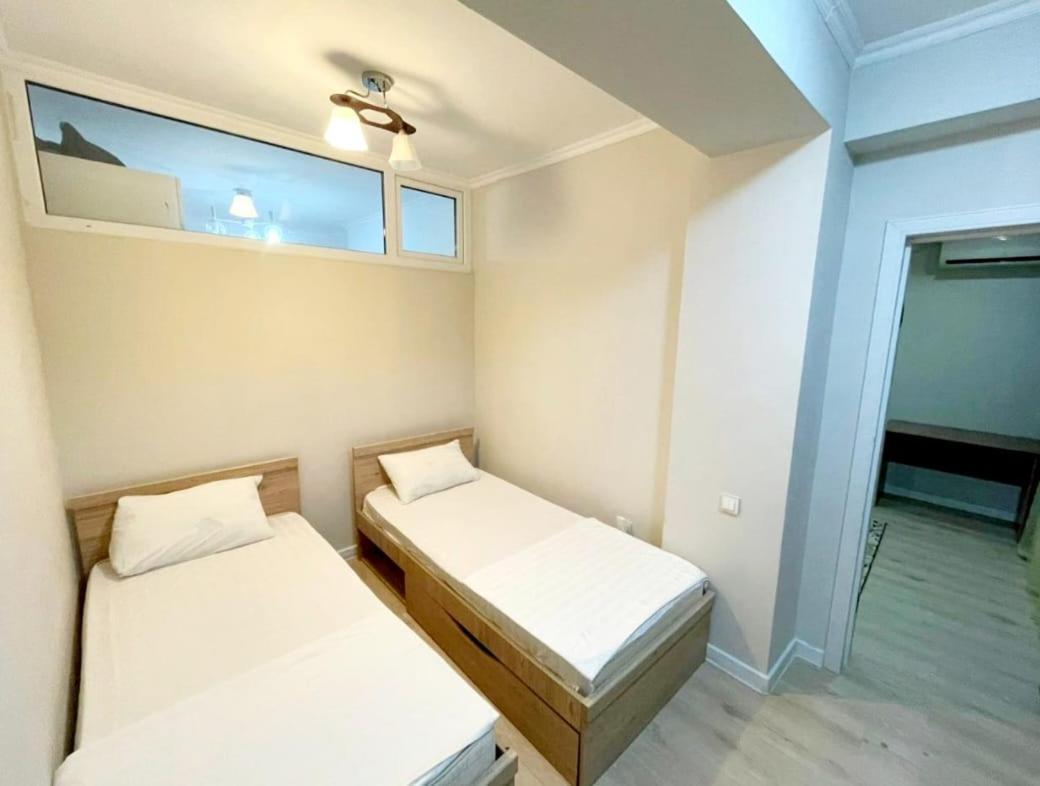 Gold Boutique Hotel Алматы Экстерьер фото